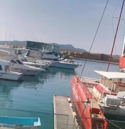 아파트 Caleta Paraiso