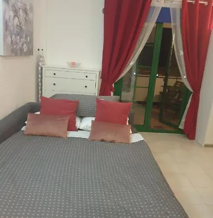 Caleta Paraiso شقة